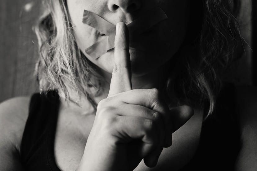Internet Watch Foundation: w sieci jest coraz więcej treści pedofilskich