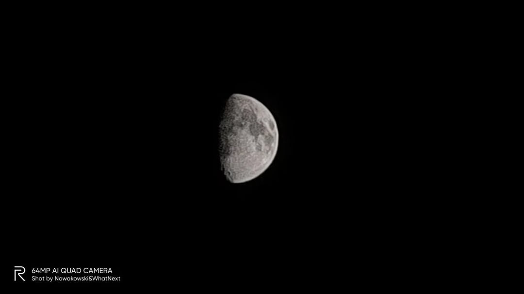 Księżyc przyjął cios. W piątkowy poranek o jego powierzchnię rozbiło się… coś