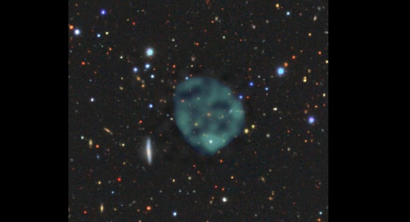 Wszechświat zawiera odległe, idealnie okrągłe obiekty. Astronomowie nie wiedzą, z czym mają do czynienia