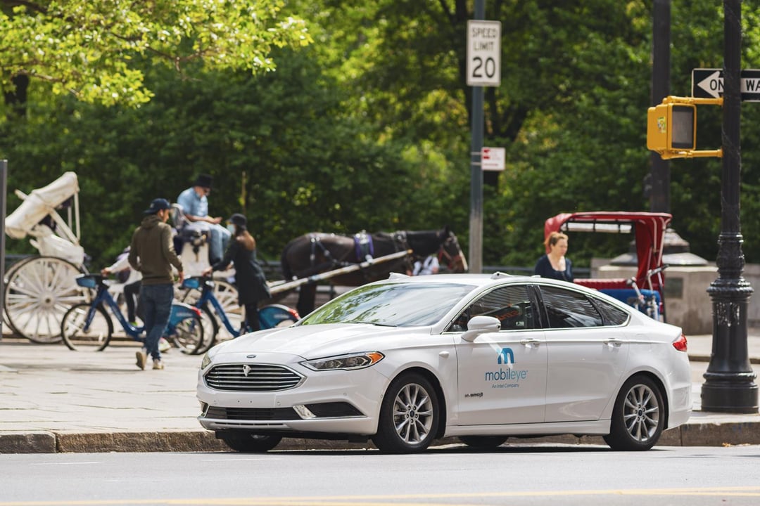 Ruszyły testy autonomicznego samochodu od Mobileye należącej do Intela