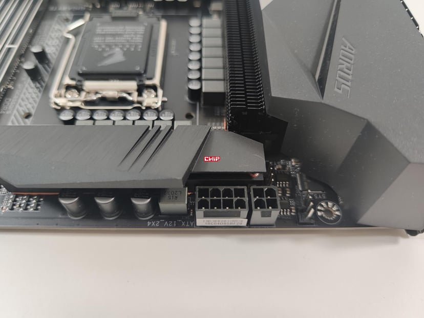 Aktywne chłodzenie sekcji zasilania procesora staje się faktem. Spójrzcie na jedną z propozycji