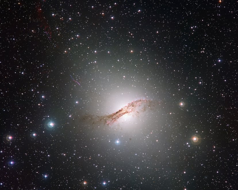 Tak wyglądają kosmiczne dżety. Astronomowie wykonali zdjęcie obiektu oddalonego o 12 mln lat świetlnych