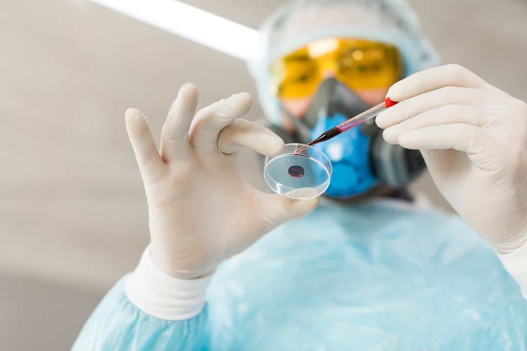 Wystarczy 15 sekund kontaktu, by pozostawić swoje DNA