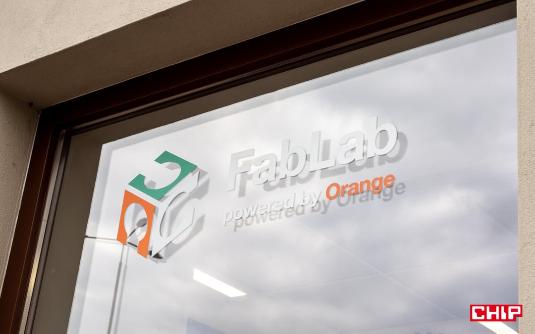 Warszawski FabLab z nową siedzibą i wsparciem Orange. Kreatywne miejsce dla każdego
