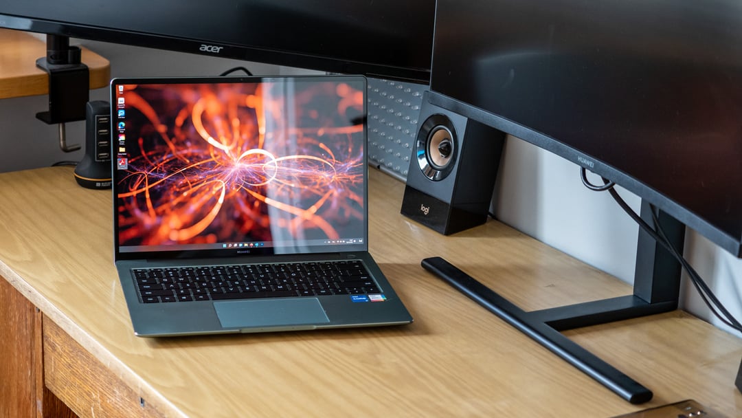 Recenzja Huawei MateBook 14s. 90 Hz, wydajna bateria i ten kolor!