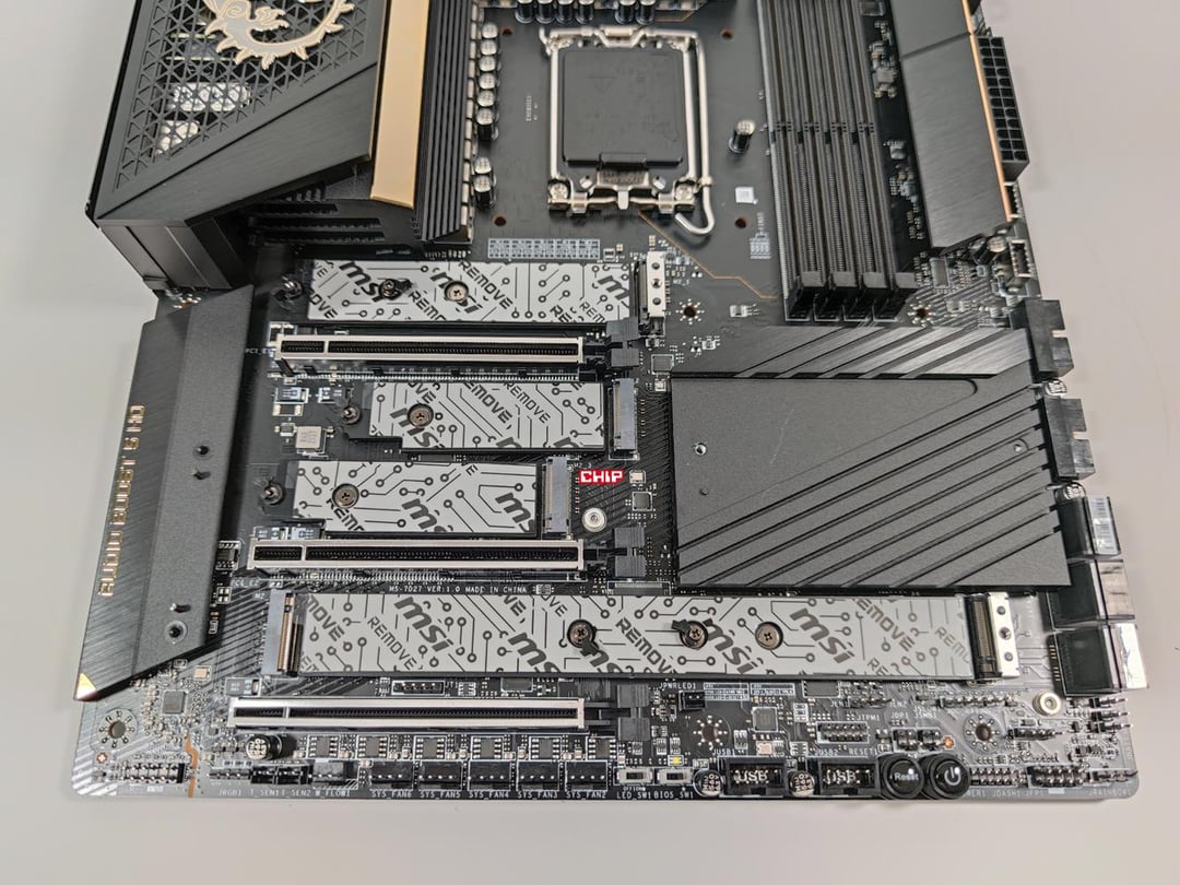 Dyski SSD PCIe 5.0 mogą doprowadzić do zamieszania na rynku. Część płyt głównych nawet ich nie zmieści