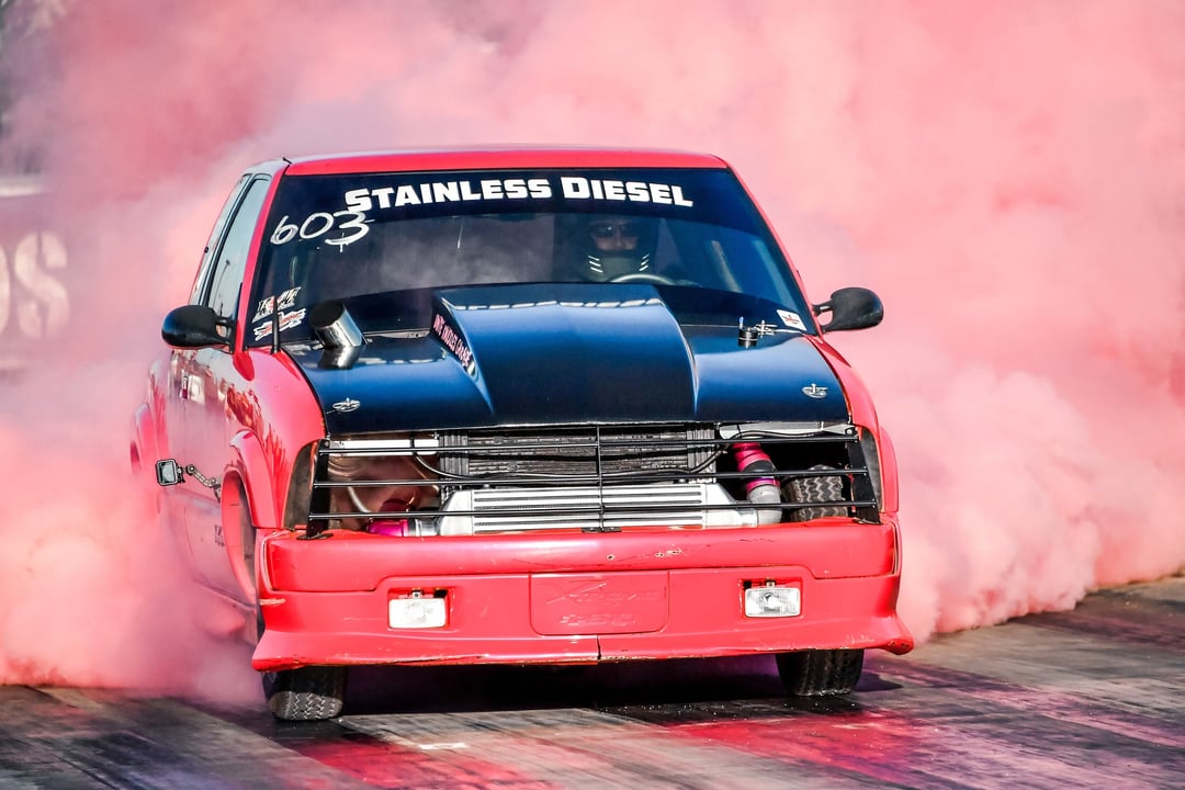 Kiedy Europa zakazuje silników spalinowych, Amerykanie budują sprężarkę która obsłuży 4000 koni. Oczywiście spalinowych