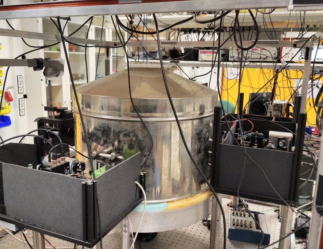 Projekt GNOME i poszukiwania ciemnej materii. Jedna ze stacji znajduje się w Polsce