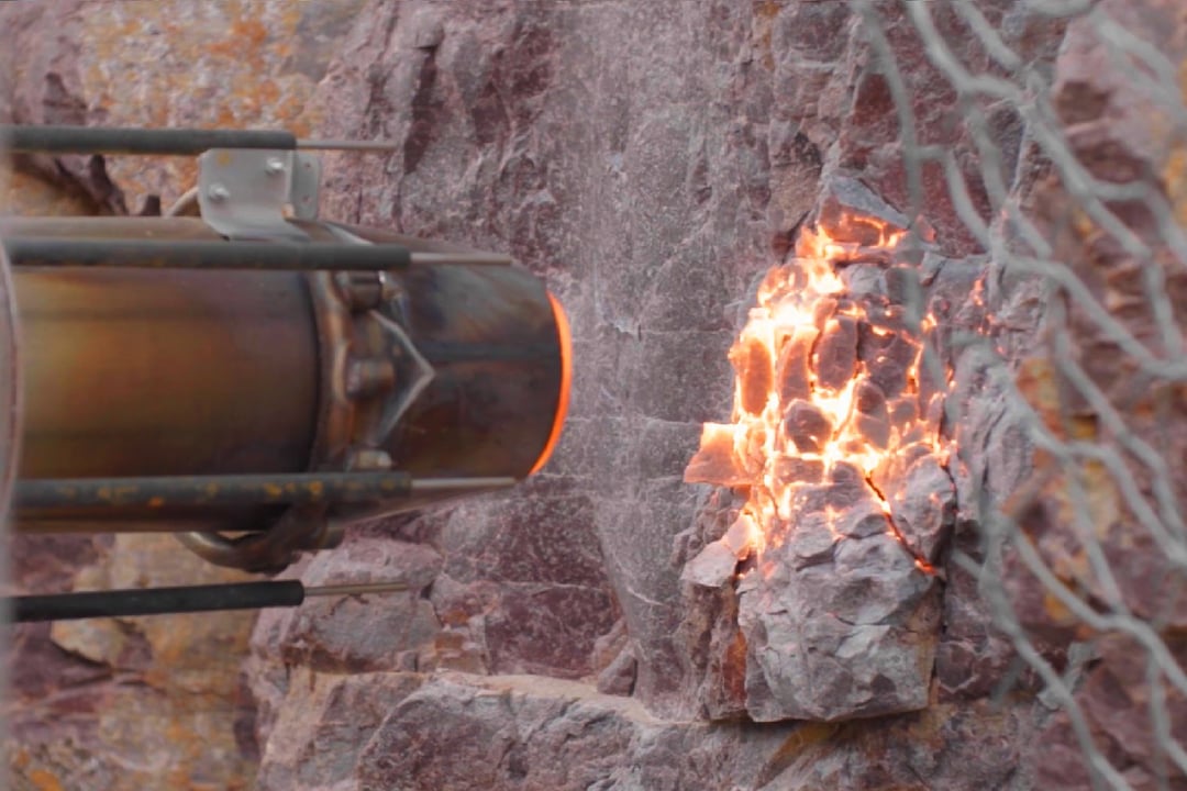 Robot Swifty potrafi przewiercić się przez skały, które do tej pory wymagały użycia dynamitu. I robi to bezdotykowo!