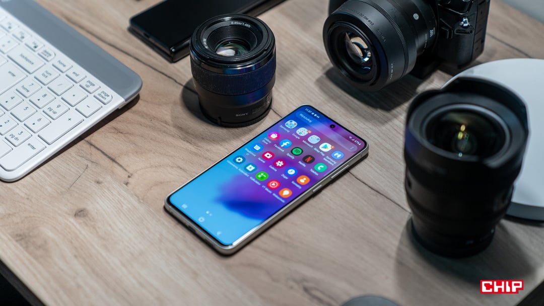 Samsung Galaxy S21 FE zyskuje świetną funkcję. Dostałeś już aktualizację?