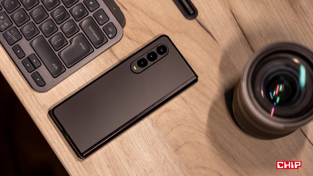 Jak w 2021 roku radził sobie rynek smartfonów?