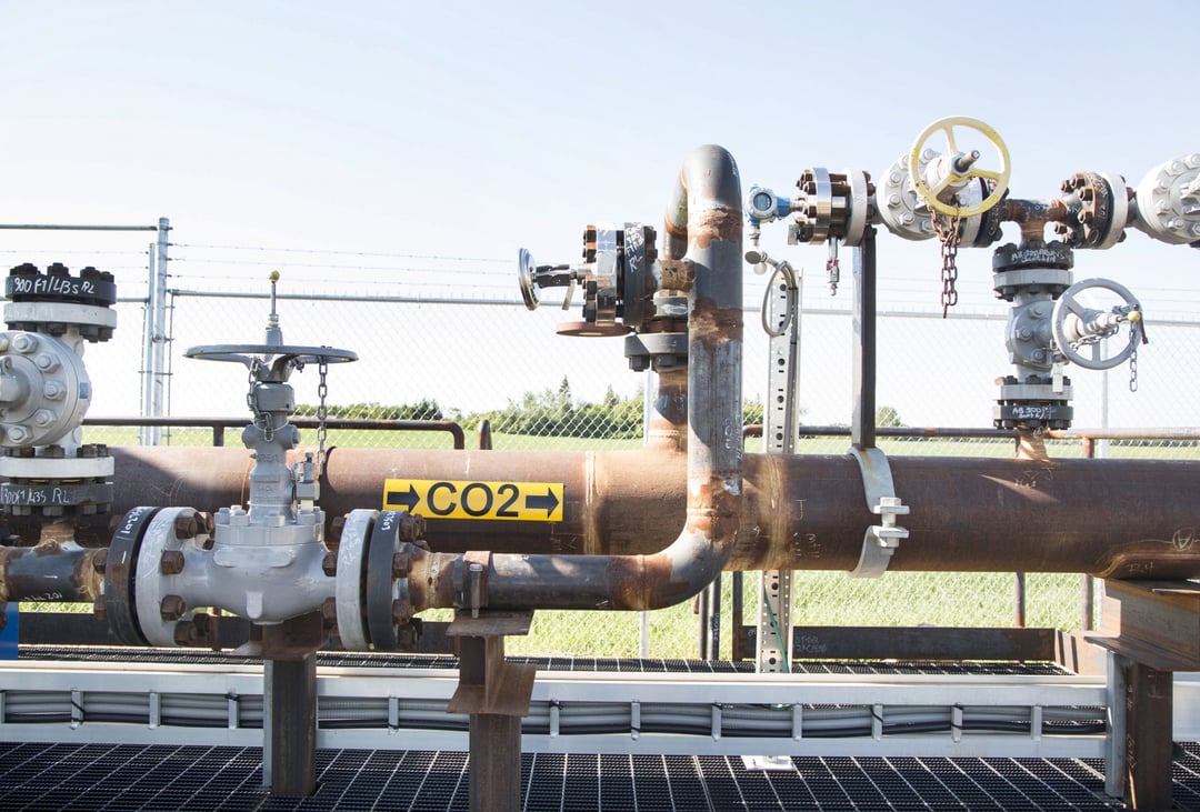 Fabryka Shell Quest miała równoważyć swoją emisję CO2. Plan zakończył się katastrofą