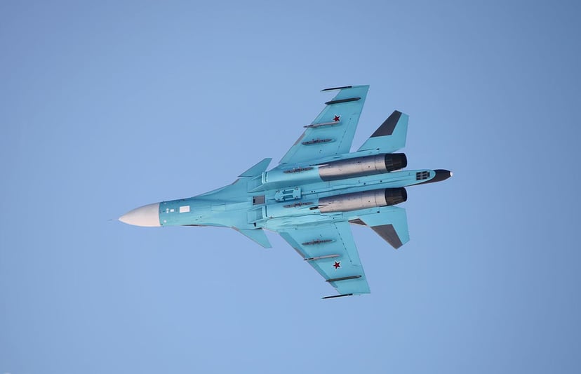 Czym są rosyjskie bombowce Su-34? To jedne z najbardziej zaawansowanych maszyn
