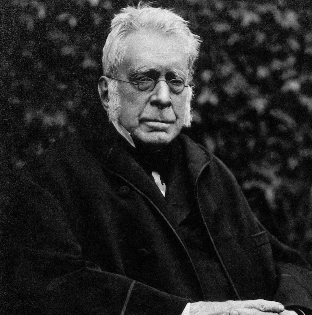 Marsjański krater czy odcisk palca? Niezwykłe zdjęcie udostępnione przez NASA