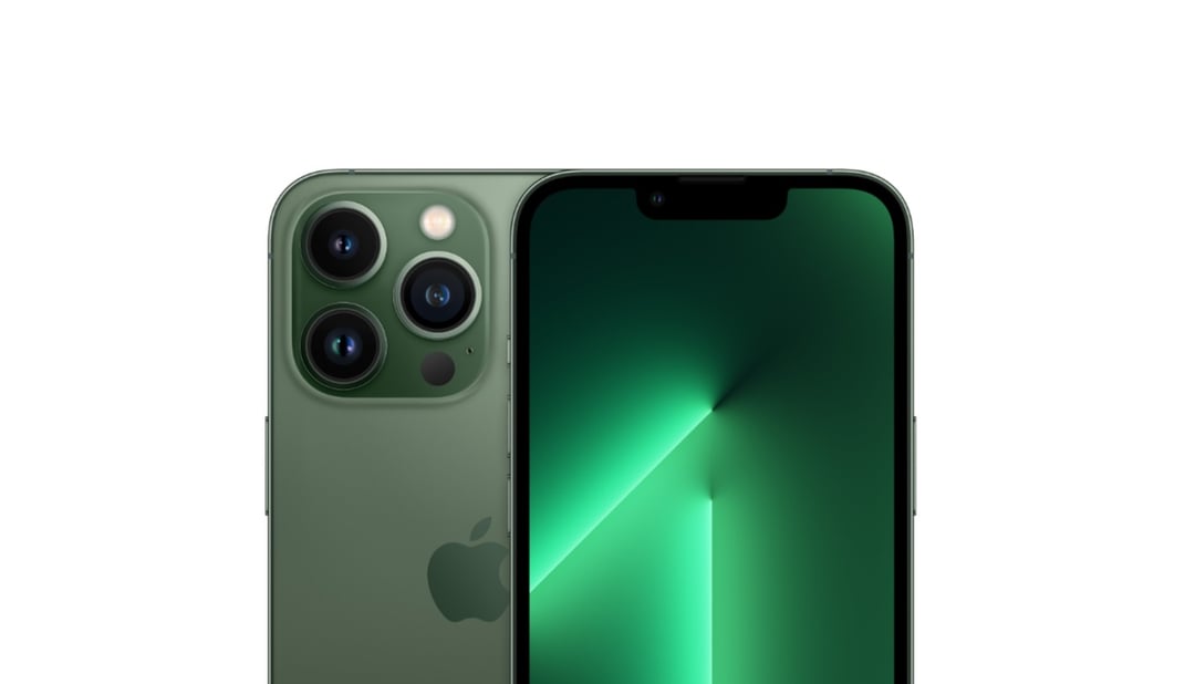 iPhone 13 Pro sprzedaje się tak dobrze, że Apple musi zwiększyć produkcję, by zaspokoić ogromny popyt