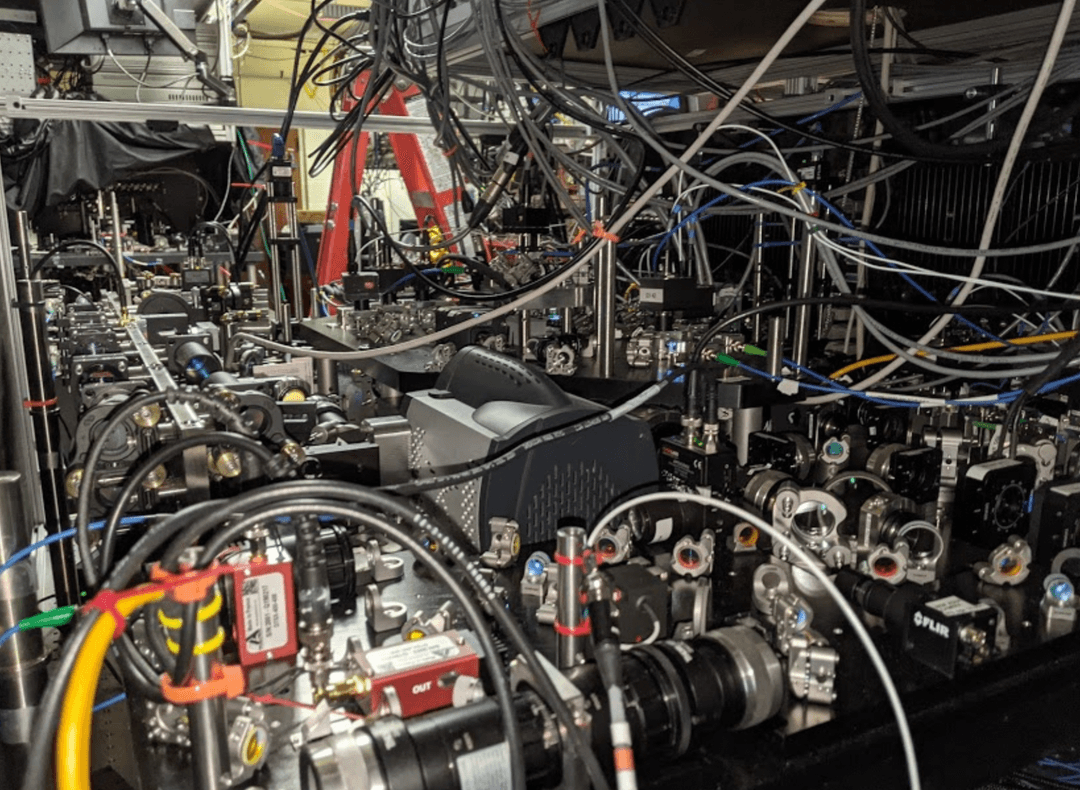 Algorytm kwantowy, jakiego jeszcze nie było. Przełom w pracach nad komputerami kwantowymi