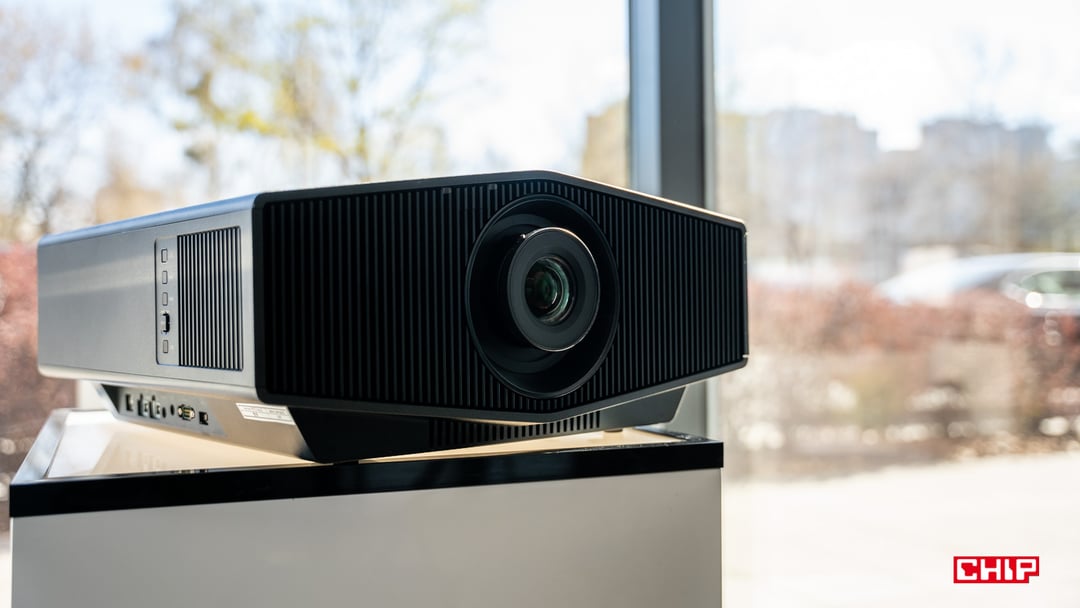 Sony wprowadza dwa nowe projektory laserowe SXRD 4K. Ten sprzęt zadowoli najbardziej wymagających klientów