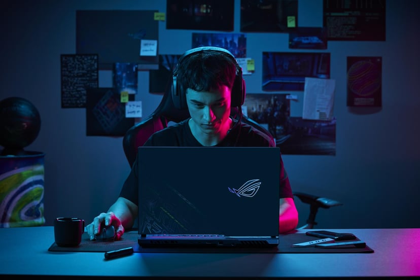 Gamingowe laptopy ASUS ROG 2022 wchodzą na nowy poziom. Sięgnęły po najwydajniejszy sprzęt