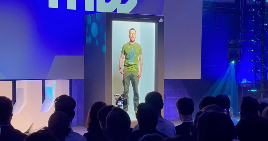 Prezydent Ukrainy jako hologram. Imponujący pokaz możliwości technologii na wystąpieniu Zełenskiego