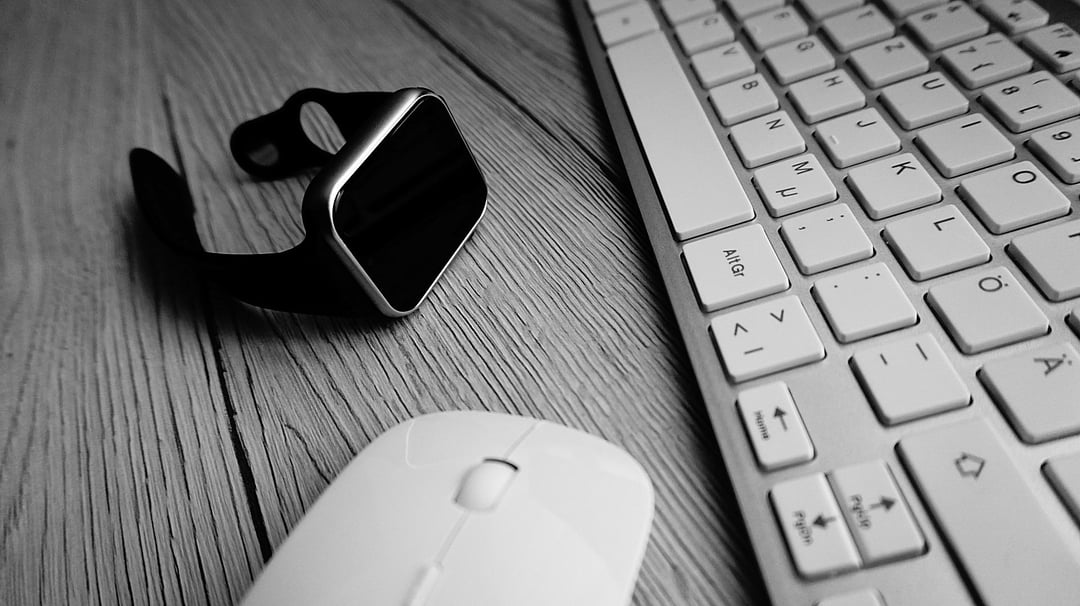 Smartwatch Meta anulowany, ale dzięki przeciekowi, możemy przyjrzeć się mu bliżej