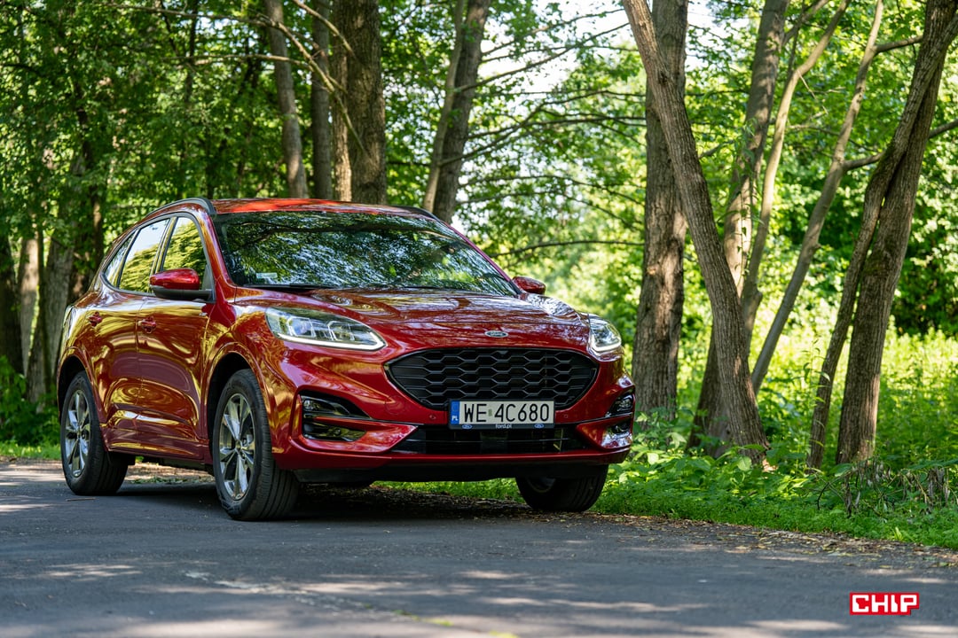 Test Ford Kuga PHEV. Ładny, duży i oszczędny