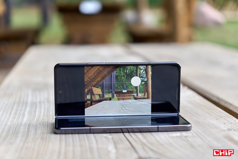 Galaxy Z Fold4 i Galaxy Z Flip4 objęte solidnym cashbackiem. Dobry moment na zakup