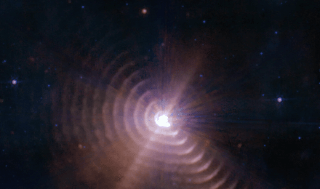 Jak światło gwiazd oddziałuje na materię? Pierwsza taka obserwacja w historii