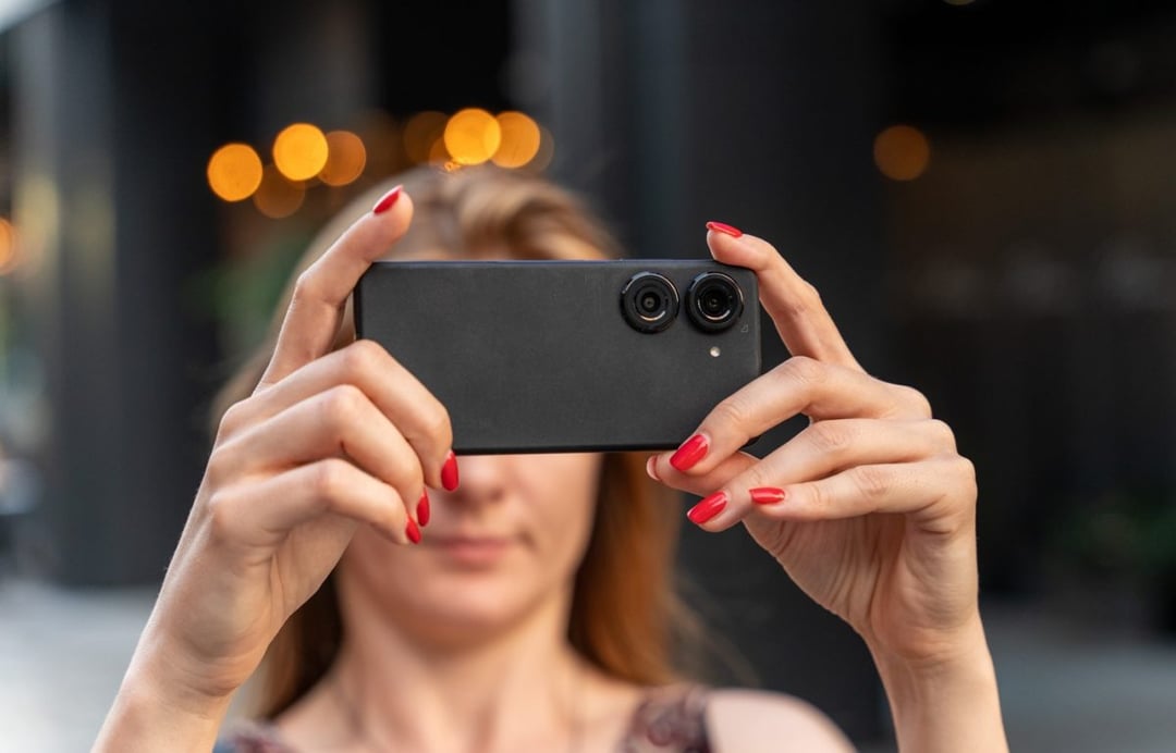 Test Asus Zenfone 9. Poprzednikowi mało brakowało do ideału. Tym razem jest…