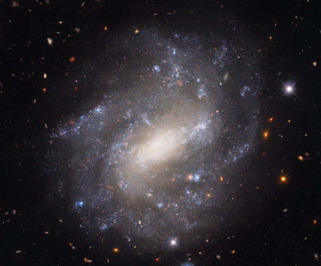 Jak zmierzyć rozmiary wszechświata? Astronomowie wykorzystują tę galaktykę