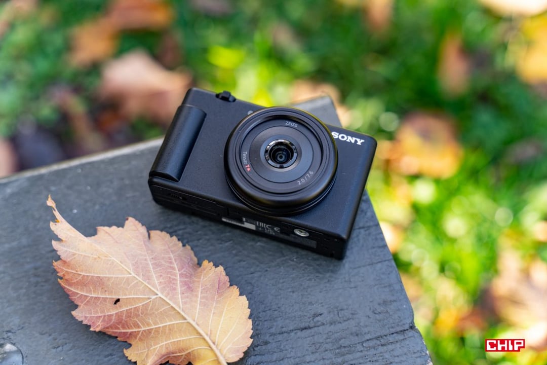 Test i wideorecenzja Sony ZV-1F, czyli jak odciągnąć ludzi od smartfonów?