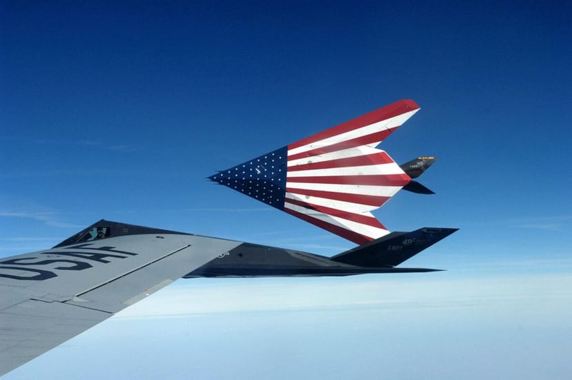 Najbardziej niezwykły samolot na świecie. Obok tych zdjęć F-117 Nighthawk nie sposób przejść obojętnie