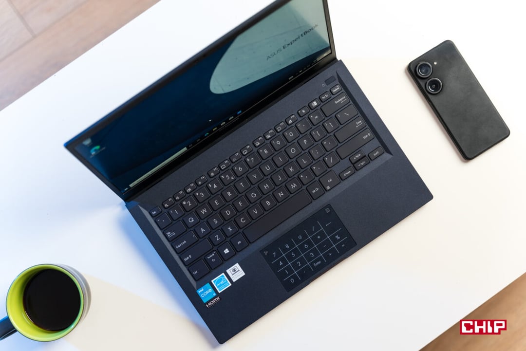 Laptopy dla uczniów – nie jeden, a sześć różnych modeli. Czy niektórzy dostaną gorszy sprzęt od innych?