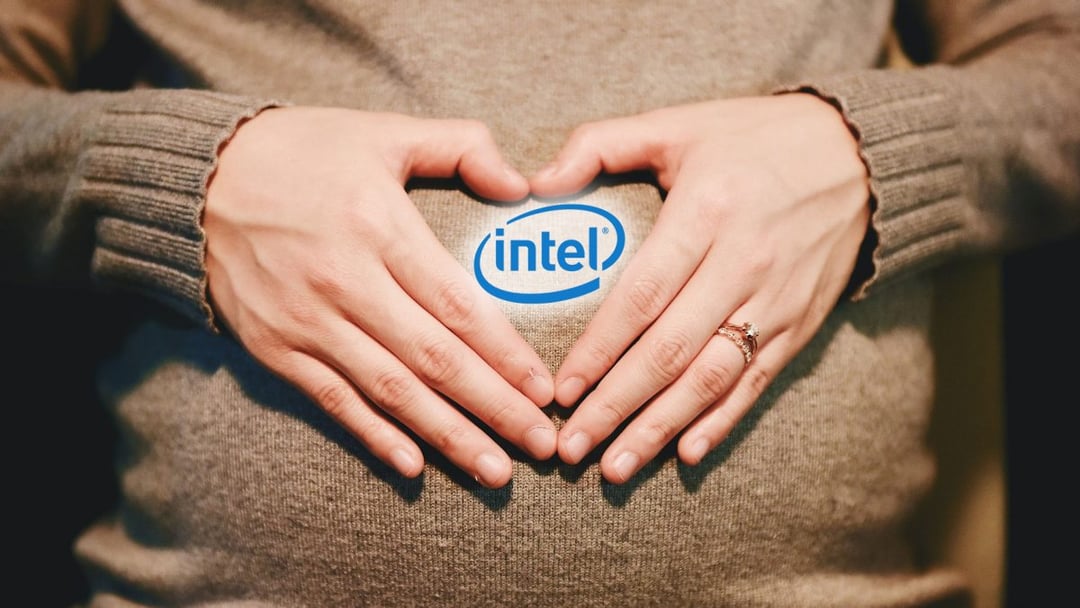 Niezwykłe zjawisko w Chinach. Kobieta urodziła dziewięcioraczki i 202 procesory Intela