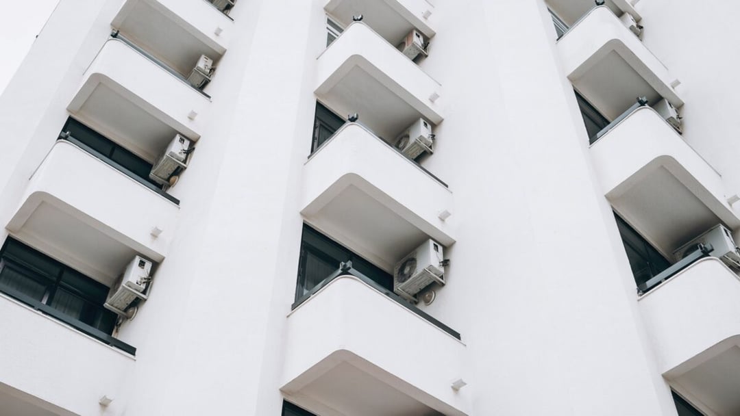 Naukowcy przeszli samych siebie. Włączasz klimę, a prąd “robi się sam”