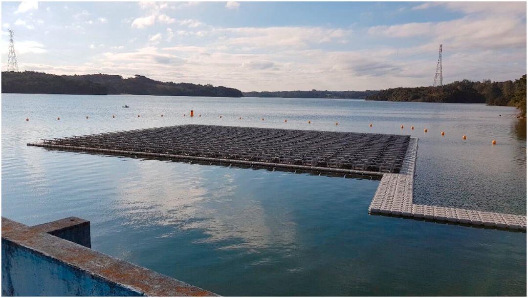 Czy panele fotowoltaiczne na wodzie naprawdę są lepsze? Odpowiedź nie jest oczywista