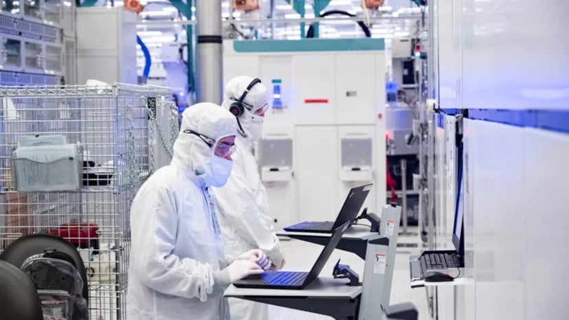 Intel stawia filary technologicznej dominacji. Procesory nowych generacji będą nie do poznania