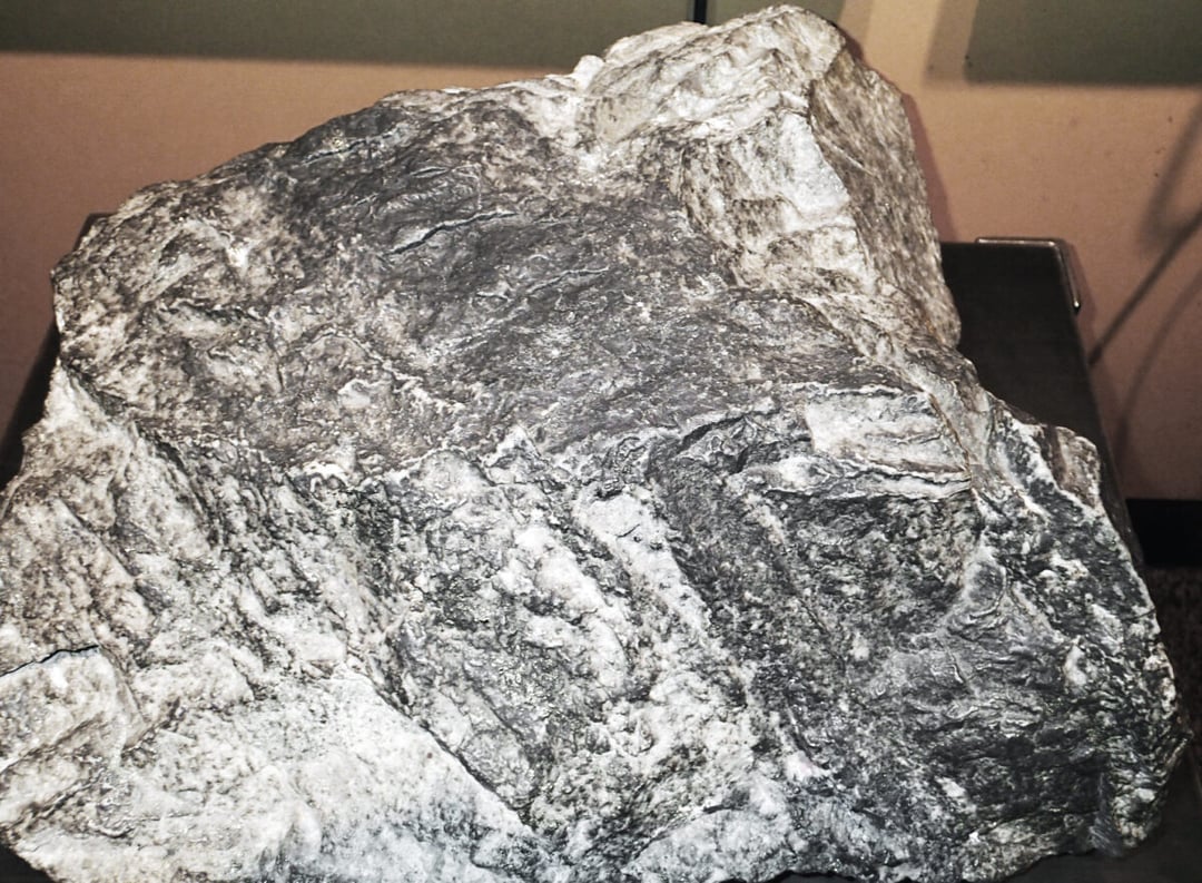 Ile miejsca zajęłoby całe ziemskie srebro, gdyby zebrać je w jednej lokalizacji?