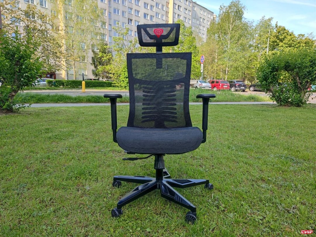 Test fotela Genesis Astat 700 G2