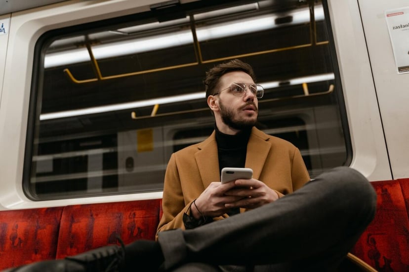Kosmiczny internet w pociągu. Przy tej technologii łączność w Polsce wygląda jak żart