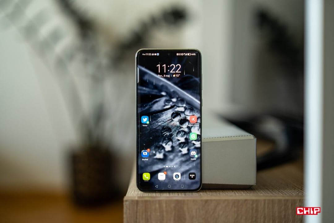 Huawei zatacza koło. Firma znowu zaczyna tworzyć aplikacje dla swojego systemu