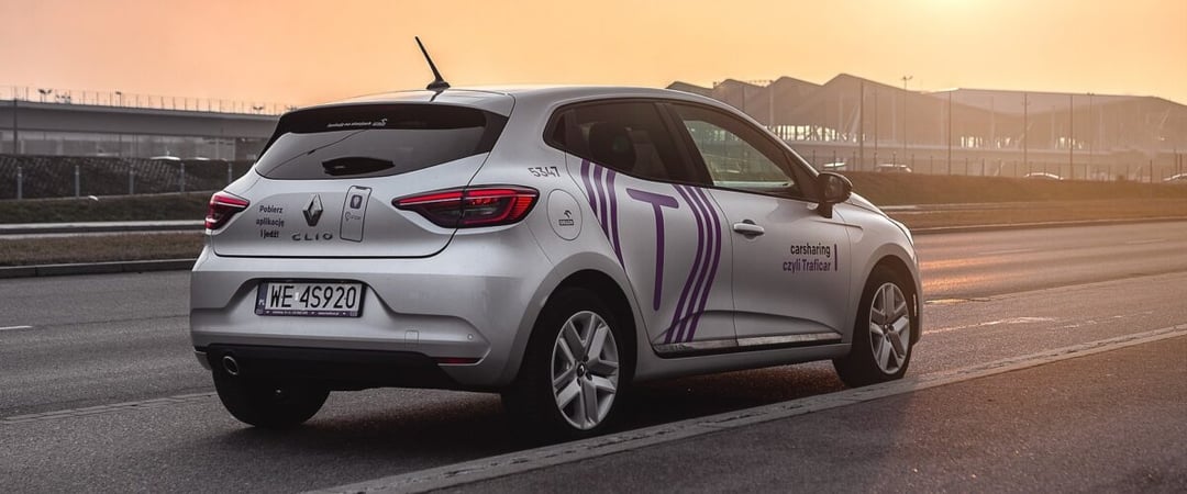 Carsharing w Polsce – czy po auta sięgamy równie często jak po hulajnogi?