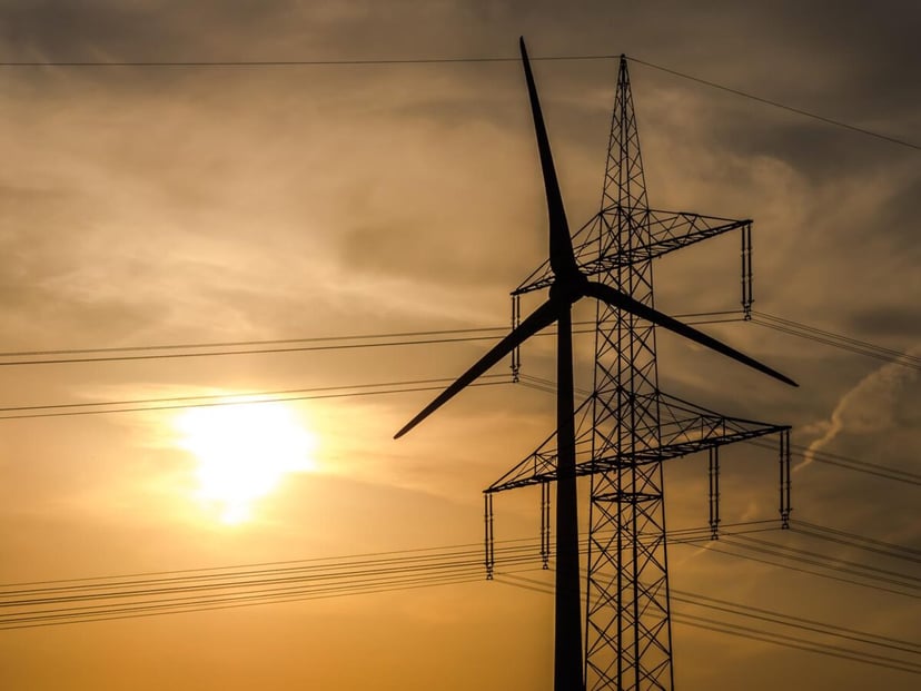 Zjawisko rozszczepiania jąder atomowych zapewnia ogromne ilości czystej energii. Dlaczego przestaliśmy z niego korzystać? 