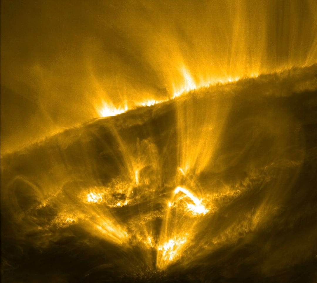 Potężna dziura na Słońcu może nieźle namieszać. NOAA wydała ostrzeżenie dla Ziemi