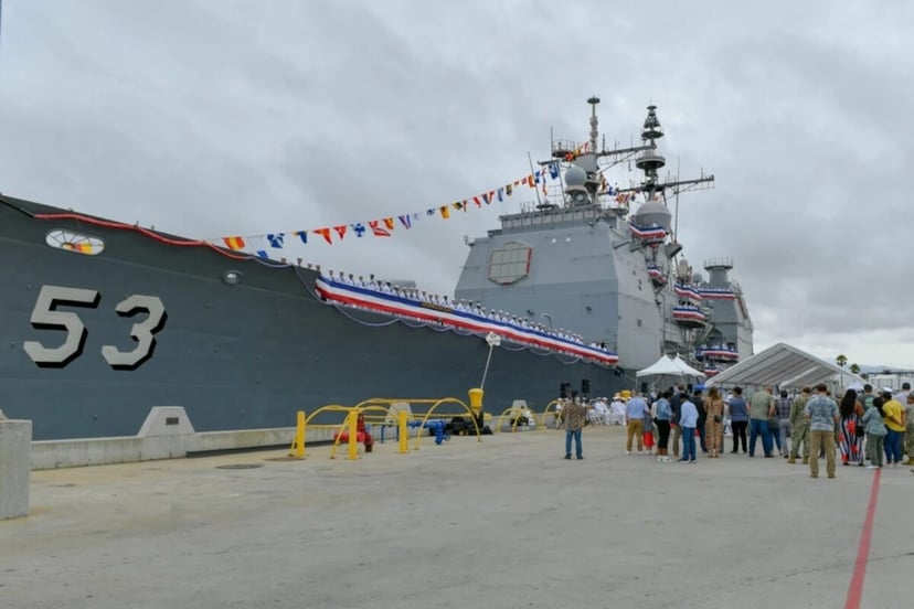 Najpotężniejsze krążowniki USA. Co zastąpi USS Mobile Bay?