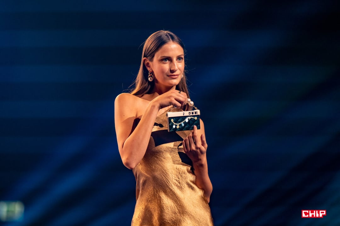 Honor V Purse – technologia jak moda, nie musi być praktyczna