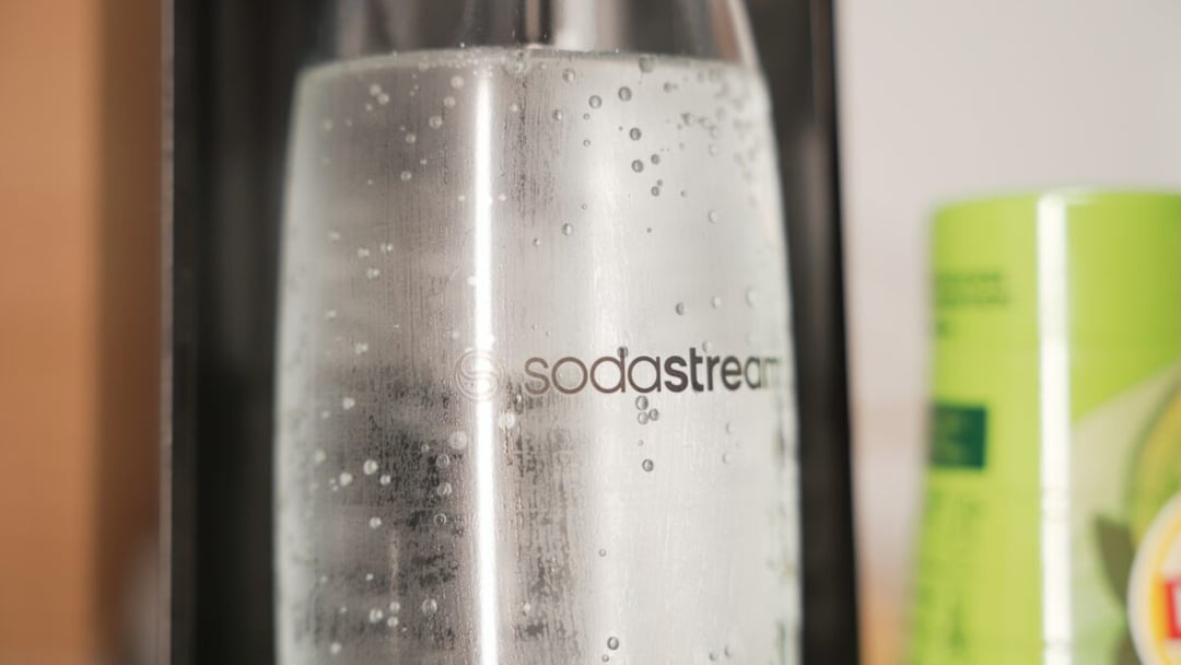 Masz dość kupowania wody w butelkach? Biegnij do Lidla