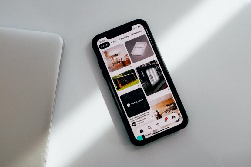 DSA wymusza pierwsze raporty transparentności od dużych platform online. Ktoś tu ma sporo za uszami