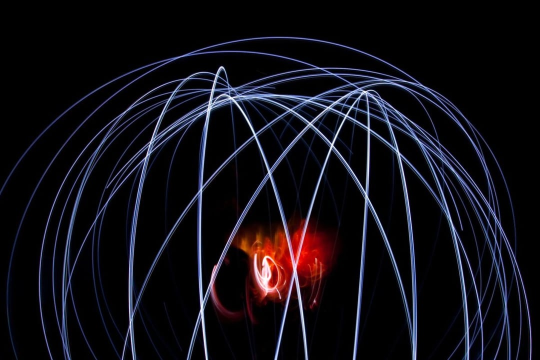 Historyczna obserwacja: uwiecznili elektrony w ruchu! Chemia kwantowa do poprawki