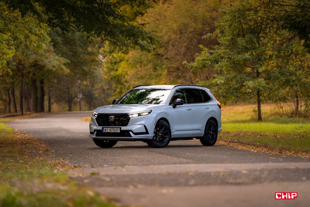 Test Honda CR-V e:PHEV – miejski SUV naprawia wady plug-inów?