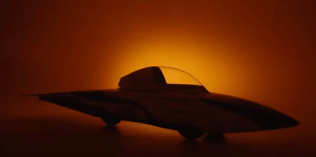 To nie jest zwykły samochód, a prawdziwy pocisk na kołach. Nie uwierzysz, jak jest zasilany